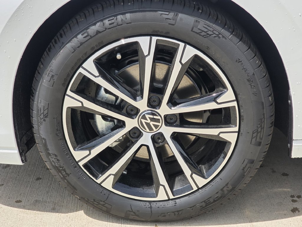 New 2026 Volkswagen Jetta Sport FWD image 9