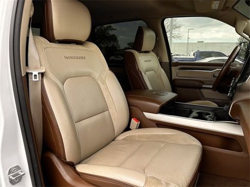 Used 2020 RAM 1500 Laramie image 30