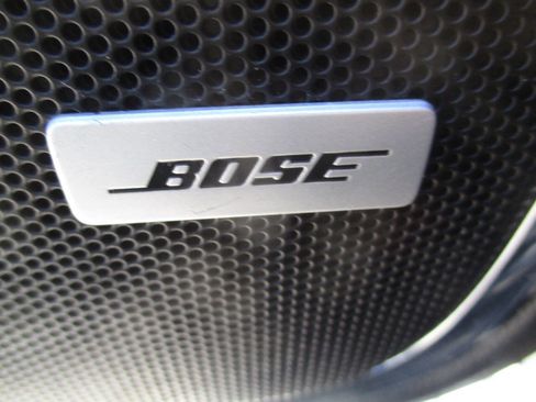 Used 2017 Chevrolet Suburban LT image 19