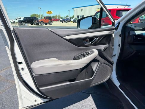 Used 2020 Subaru Outback Premium AWD/4WD image 24