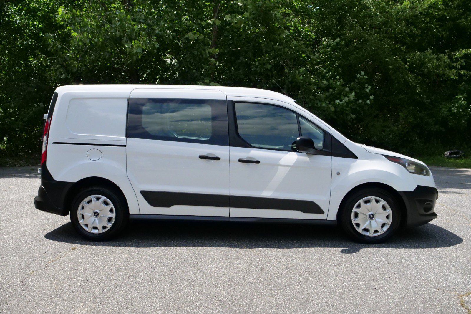 Used 2015 Ford Transit Connect XL FWD image 40