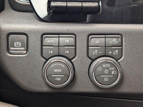 New 2026 Chevrolet Silverado 1500 ZR2 AWD/4WD image 15