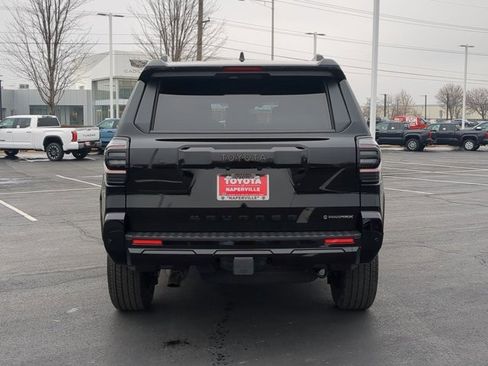 Used 2025 Toyota 4Runner 4WD image 6