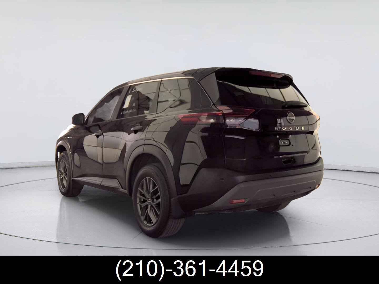 Used 2023 Nissan Rogue S FWD image 2