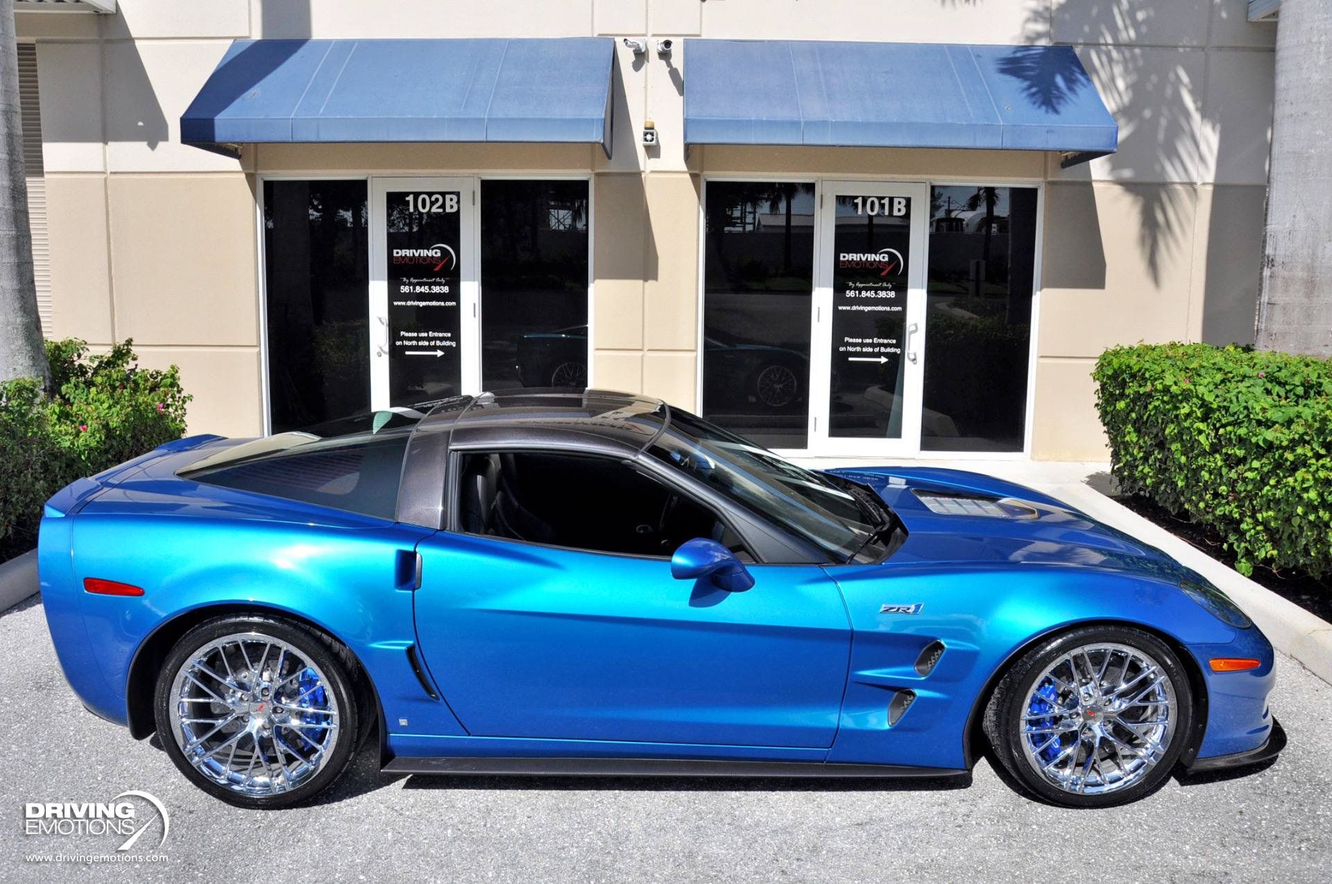 Used 2009 Chevrolet Corvette ZR1 w/ Preferred Equipment Group RWD image 17