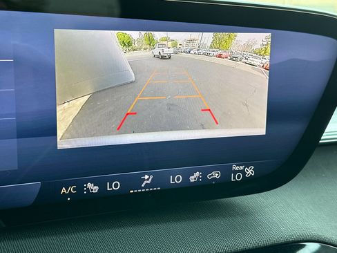 Used 2025 Buick Enclave Preferred image 20