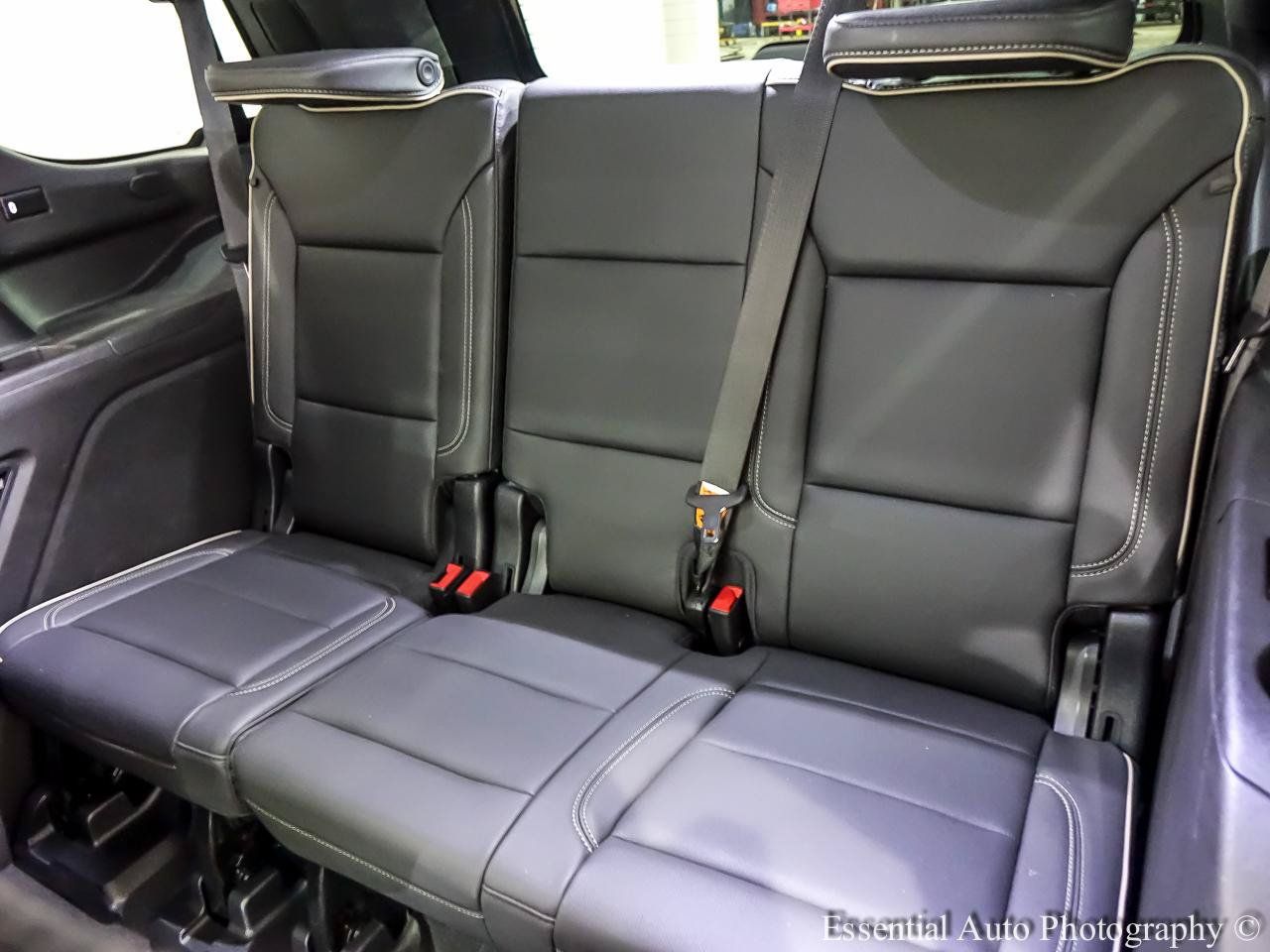 Used 2023 GMC Yukon SLT w/ SLT Luxury Package AWD/4WD image 14