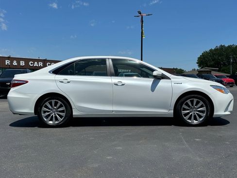 Used 2015 Toyota Camry XLE FWD image 9