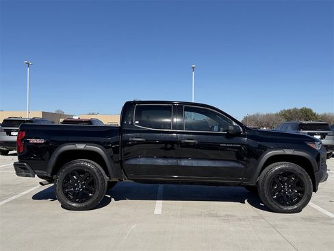 Certified 2023 Chevrolet Colorado Trail Boss w/ Advanced Trailering Package image 3