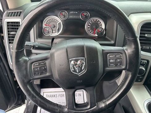 Used 2017 RAM 1500 Classic SLT w/ SLT Plus D￩cor Group image 16