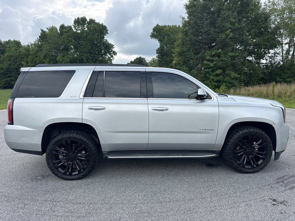 Used 2017 GMC Yukon SLT AWD/4WD image 6