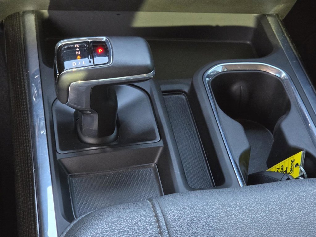 Used 2025 Chevrolet Silverado 1500 RST AWD/4WD image 29