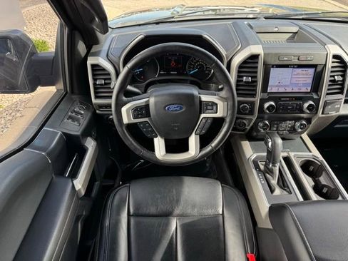 Used 2019 Ford F150 Lariat w/ Equipment Group 502A Luxury AWD/4WD image 5