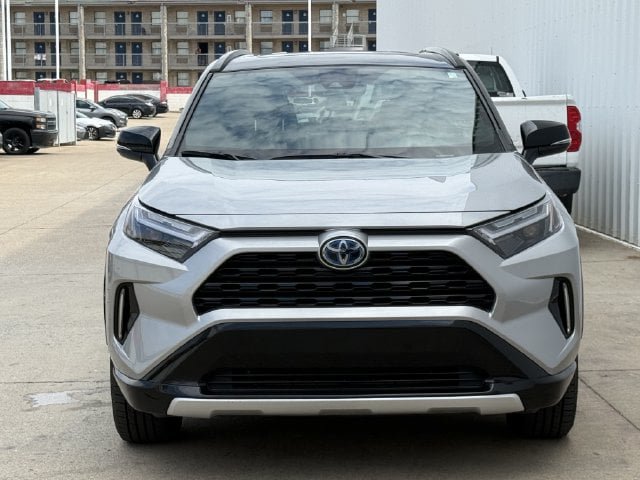 Used 2022 Toyota RAV4 XSE AWD/4WD image 8