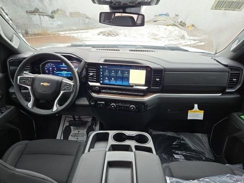 New 2026 Chevrolet Silverado 3500 LT w/ All Star Edition AWD/4WD image 3