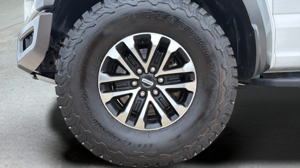 Used 2019 Ford F150 Raptor w/ Equipment Group 802A Luxury AWD/4WD image 29