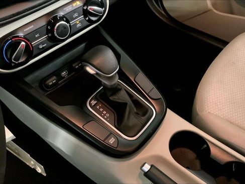 Certified 2022 Kia Soul LX image 17