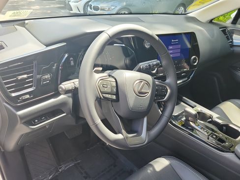 Certified 2025 Lexus NX 250 FWD w/ Accessory Package (K3) image 23