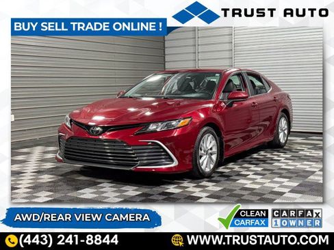 Used 2022 Toyota Camry LE image 1