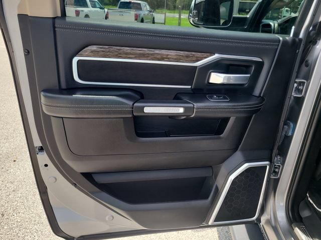 Used 2019 RAM 3500 Laramie AWD/4WD image 13