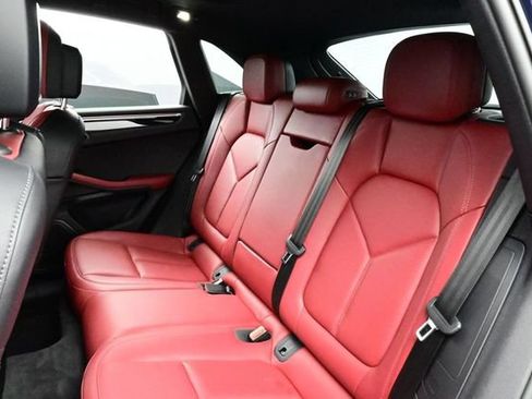 Certified 2023 Porsche Macan S AWD/4WD image 15