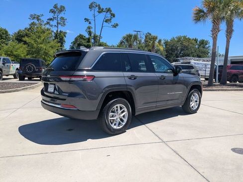 New 2026 Jeep Grand Cherokee Laredo X AWD/4WD image 3