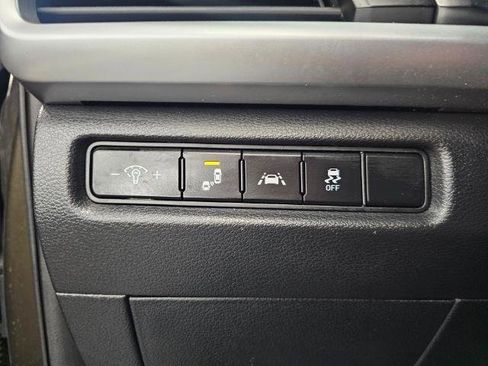 Used 2020 Kia Telluride S w/ S 8 Passenger Seating Package AWD/4WD image 14