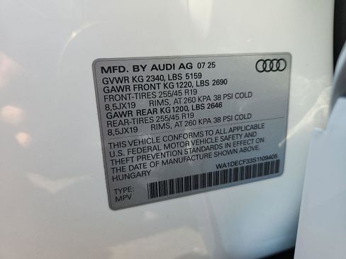 New 2025 Audi Q3 2.0T Premium image 20