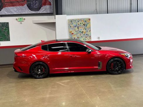Used 2019 Kia Stinger GT1 AWD/4WD image 60