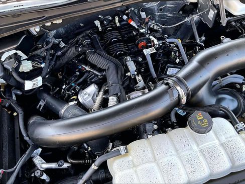 Certified 2025 Ford Expedition Active RWD image 33
