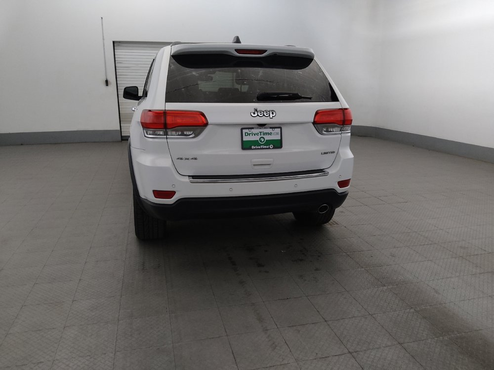 Used 2018 Jeep Grand Cherokee Limited AWD/4WD image 6
