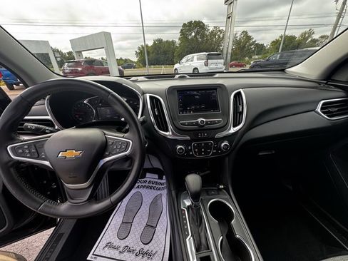 Used 2022 Chevrolet Equinox LT image 14