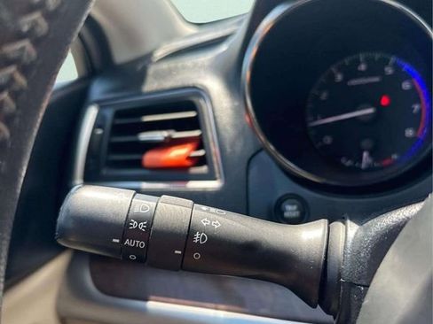 Used 2019 Subaru Outback 2.5i Limited image 27