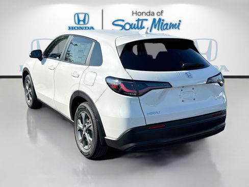 New 2026 Honda HR-V LX image 5