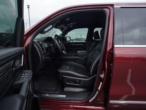 Used 2025 RAM 1500 Limited w/ Trailer Tow Group image 14