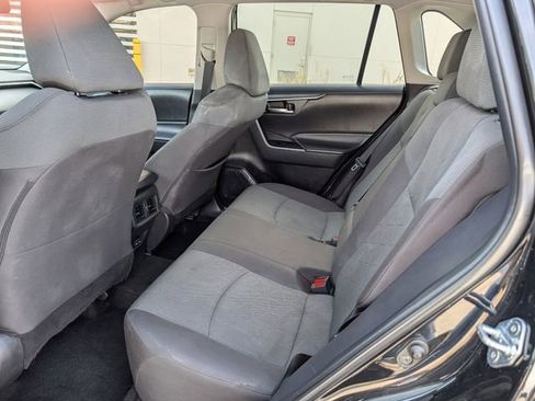 Used 2023 Toyota RAV4 XLE w/ Convenience Package image 27