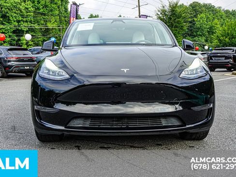 Used 2025 Tesla Model Y Long Range RWD image 10