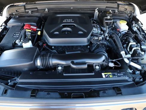 Used 2020 Jeep Wrangler Unlimited Rubicon image 38