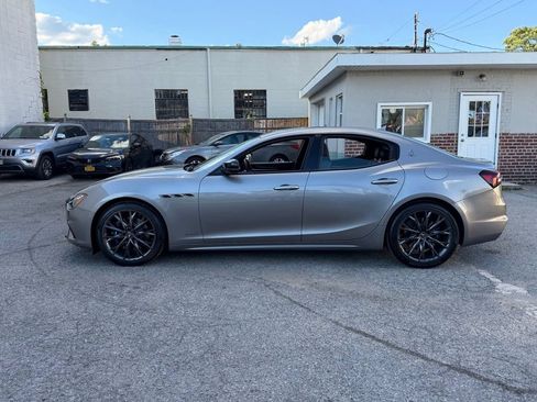 Used 2021 Maserati Ghibli S GranSport Q4 AWD/4WD image 4