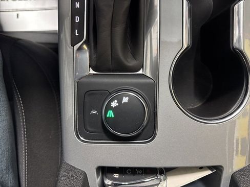 Used 2023 Chevrolet Blazer LT w/ Convenience Package image 12