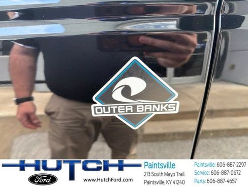 Used 2024 Ford Bronco Outer Banks AWD/4WD image 10