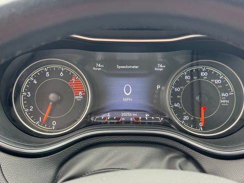 Used 2020 Jeep Cherokee High Altitude AWD/4WD image 27