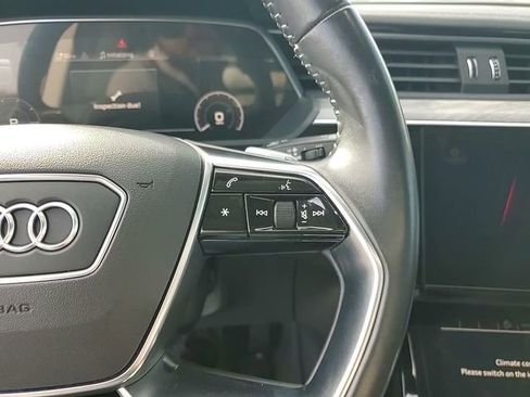 Used 2021 Audi e-tron Premium w/ Convenience Plus Package image 18