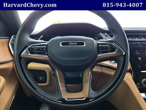 Used 2025 Jeep Grand Cherokee Summit w/ Adv Protech Group IV AWD/4WD image 20