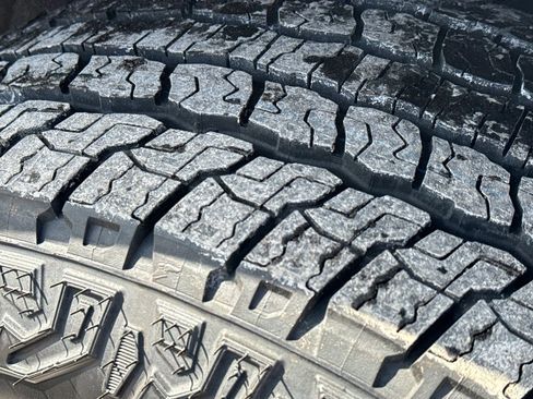 Used 2022 Chevrolet Silverado 1500 LT image 12