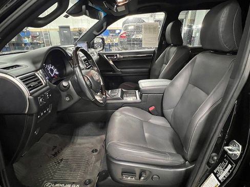 Used 2023 Lexus GX 460 Premium image 14