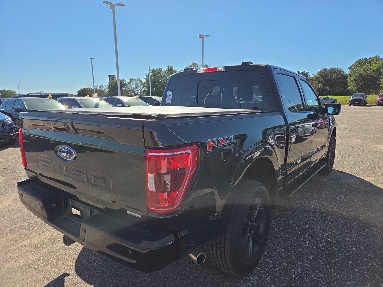 Used 2023 Ford F150 XLT AWD/4WD image 9