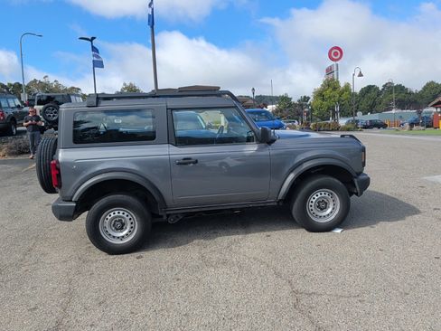 Used 2022 Ford Bronco 2-Door AWD/4WD image 11