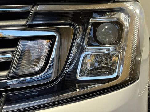Used 2021 Ford Expedition XLT RWD image 38