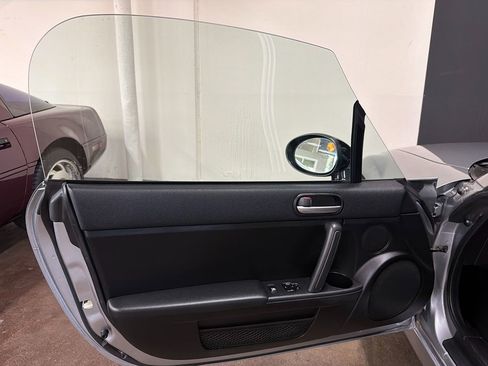 Used 2013 MAZDA MX-5 Miata Club image 10